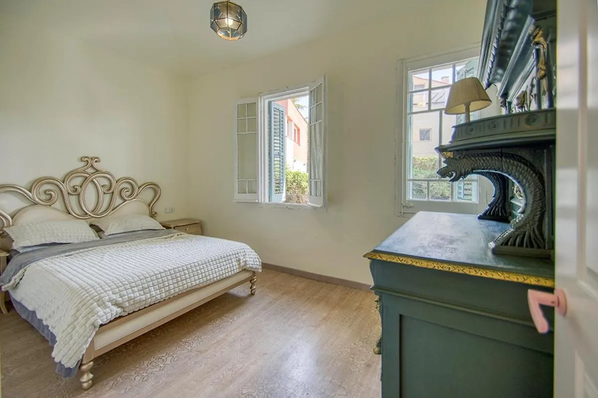 Casa Lola Villa Tiana 0*,