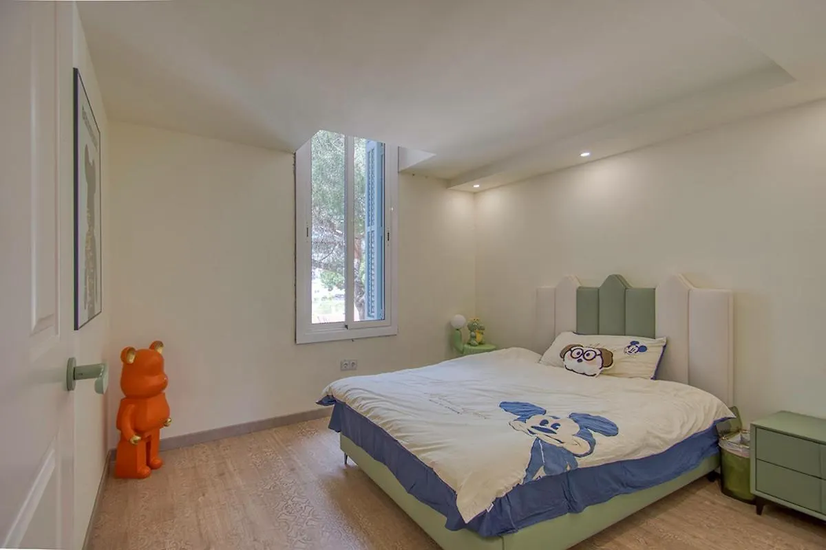 Casa Lola Villa Tiana 0*,